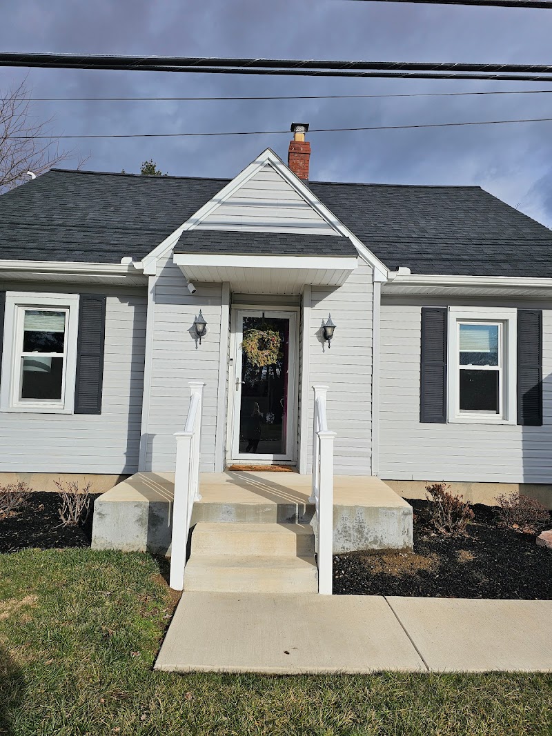 Angie Miller, Broker at RE/MAX Premier Services