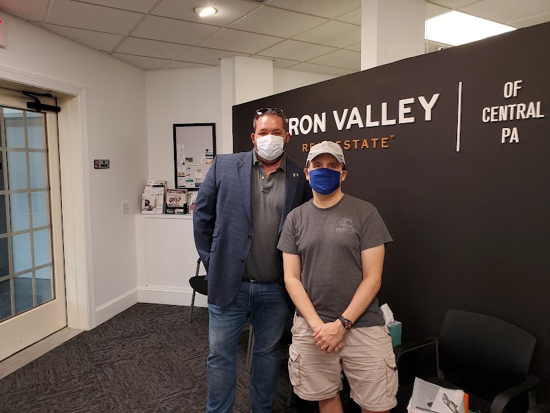 Living in Central PA Team | Aaron Rissinger Group | 717-REALTOR | Iron Valley Real Estate of Central PA photo 2