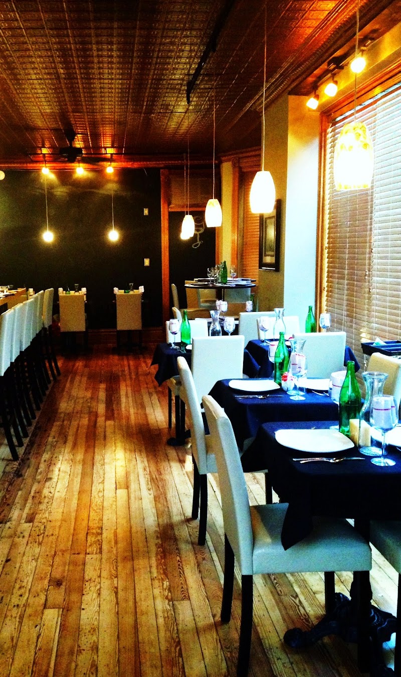 note. bistro & winebar