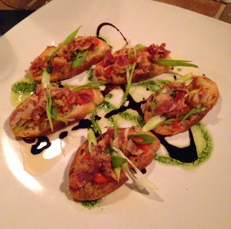 note. bistro & winebar photo 2