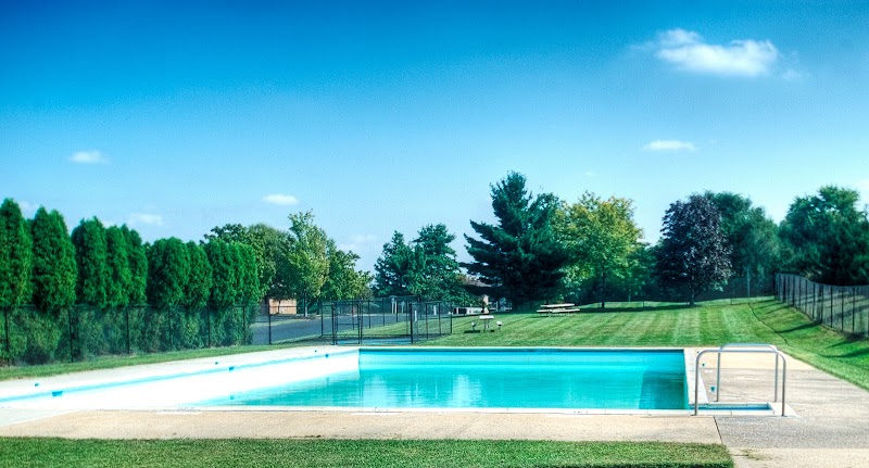 Pennswood Apartments & Townhomes photo 2