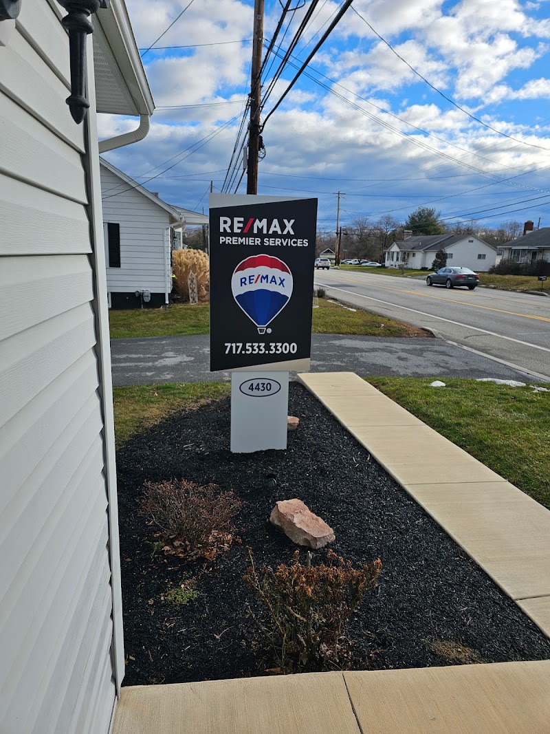 REMAX Premier Services photo 2