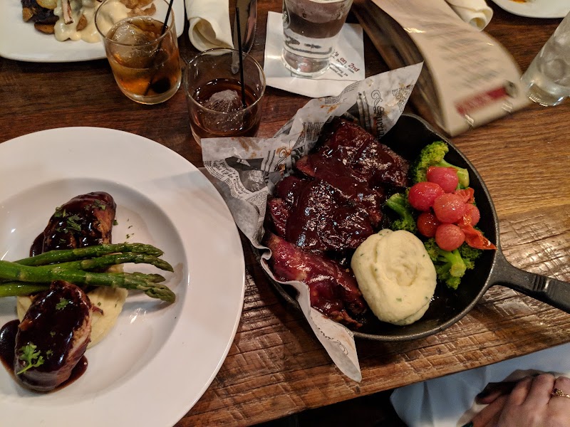 Stock's on 2nd photo 2